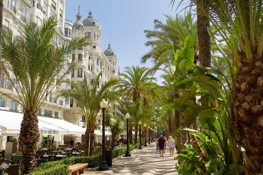 Un Lujo En El Corazon De Alicante Exterior photo